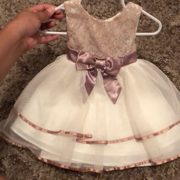 Cute baby formal dress - Picture 2 of 2